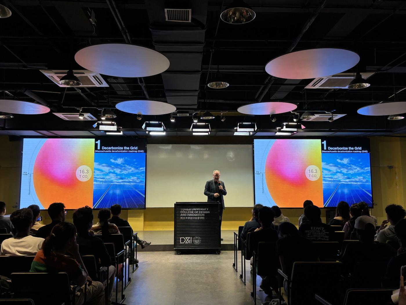 Kent Larson Keynote at Tongji University — MIT Media Lab